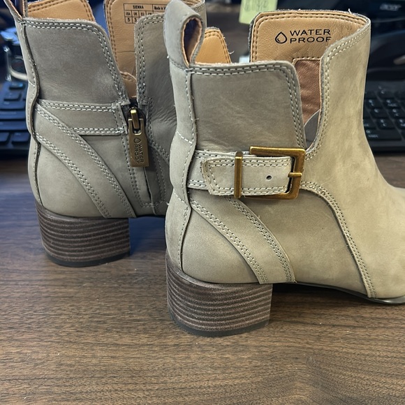 VIONIC Sienna - Picture 4 of 5